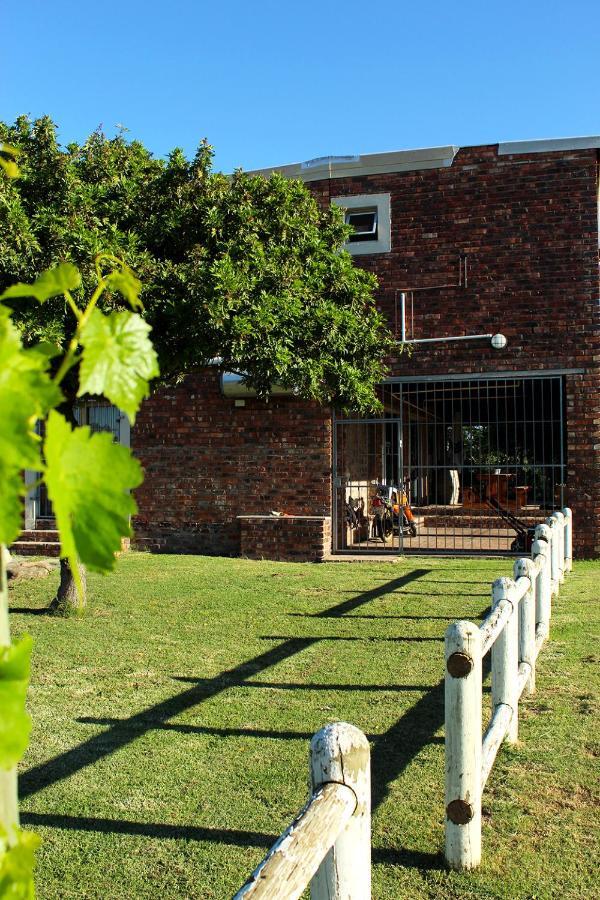 African Adventures Accommodation Durbanville Exterior foto
